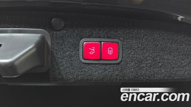 Mercedes-Benz S-Class 2018 thumb 11