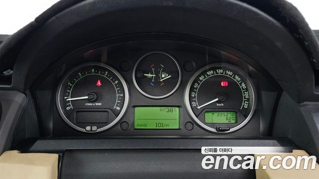 Land Rover Discovery 2006 thumb 9