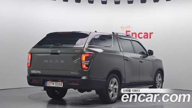 SsangYong Rexton 2023 thumb 3