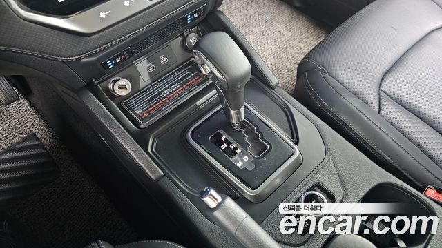 SsangYong Rexton 2023 thumb 9