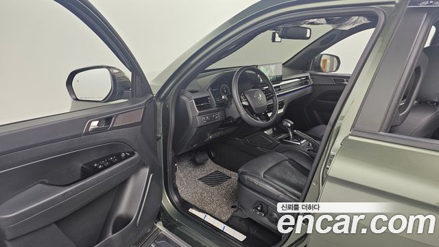 SsangYong Rexton 2023 thumb 10