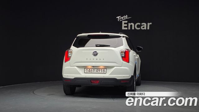 SsangYong Tivoli 2021 thumb 5