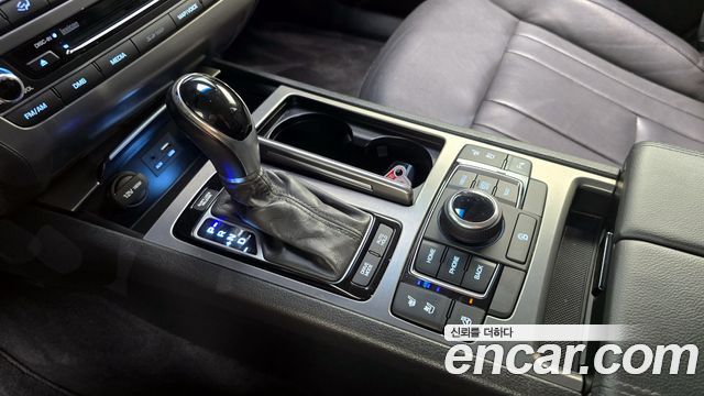 Hyundai Genesis 2015 thumb 9
