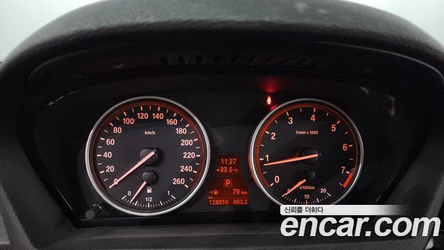 BMW X5 2010 thumb 9