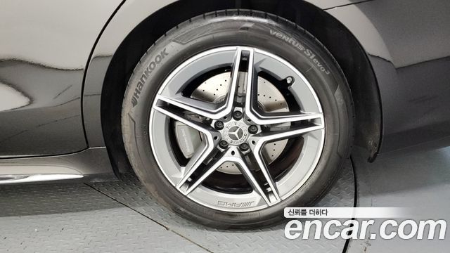 Mercedes-Benz S-Class 2022 thumb 6