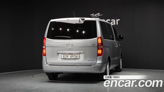 Hyundai Starex 2019 thumb 4