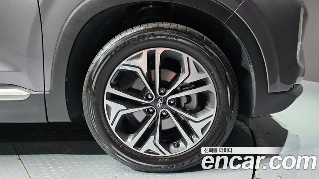 Hyundai Santa Fe 2019 thumb 6