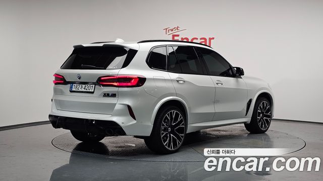 BMW X5 M 2023 thumb 3