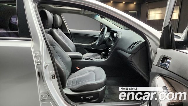 Kia K5 2012 thumb 11