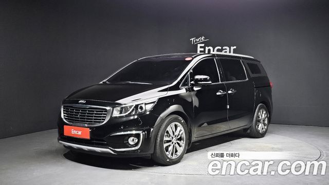 Kia Carnival 2017 thumb 2