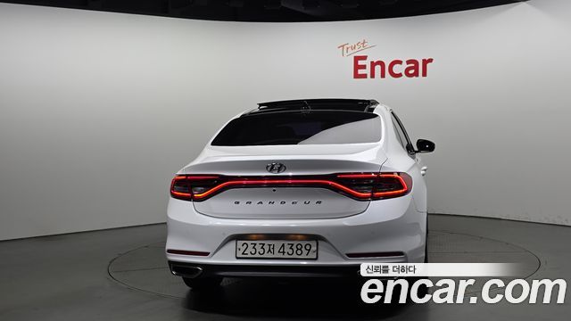Hyundai Grandeur 2017 thumb 4