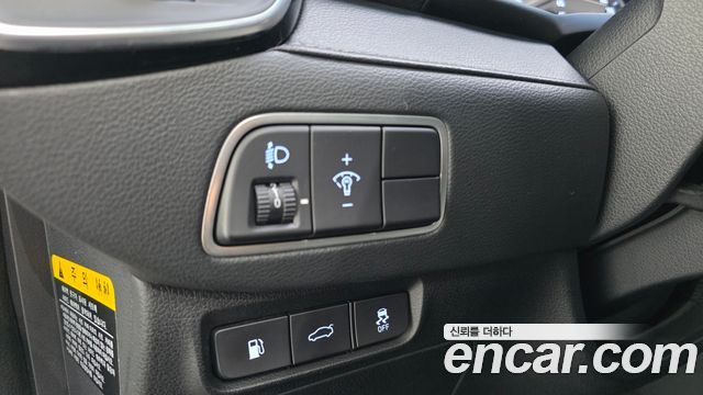 Hyundai Grandeur 2017 thumb 12