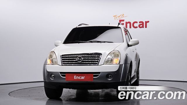SsangYong Rexton 2011 thumb 4