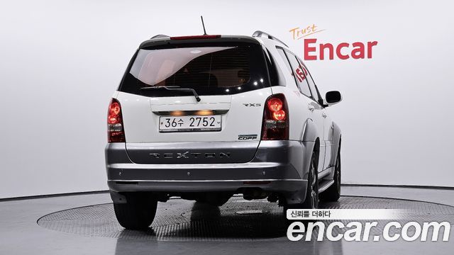 SsangYong Rexton 2011 thumb 5