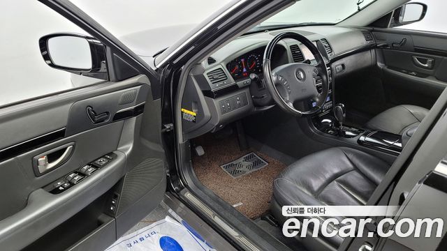 Kia Opirus 2010 thumb 10