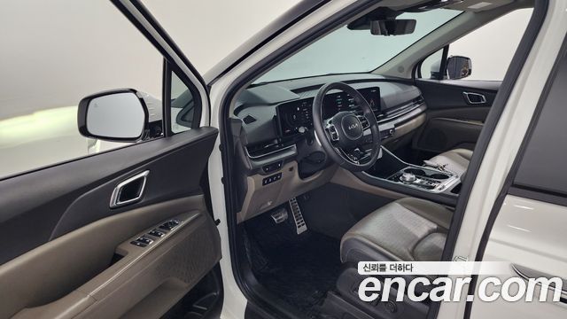 Kia Carnival 2023 thumb 10
