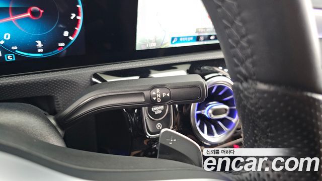 Mercedes-Benz A-Class 2020 thumb 9