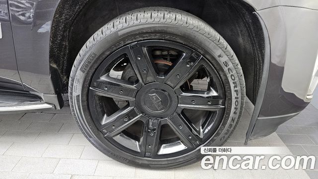 Cadillac Escalade 2015 thumb 6