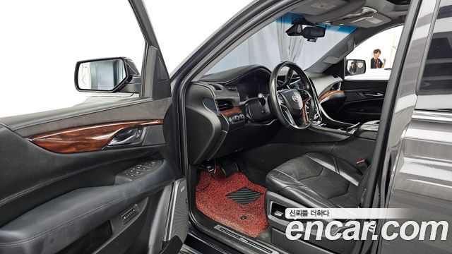 Cadillac Escalade 2015 thumb 10