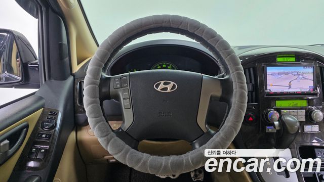 Hyundai Starex 2014 thumb 12