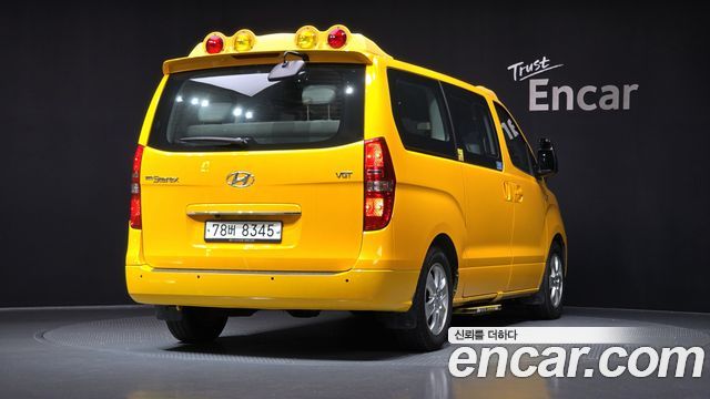 Hyundai Starex 2019 thumb 2