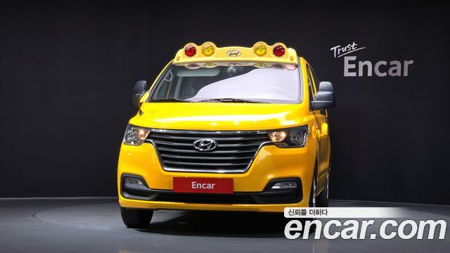 Hyundai Starex 2019 thumb 3