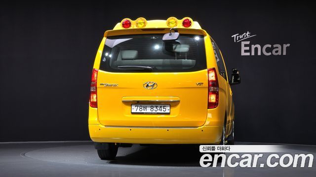 Hyundai Starex 2019 thumb 4