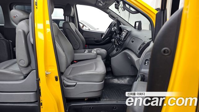 Hyundai Starex 2019 thumb 11