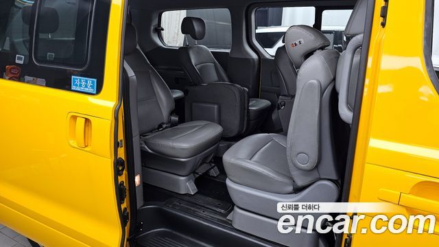 Hyundai Starex 2019 thumb 12