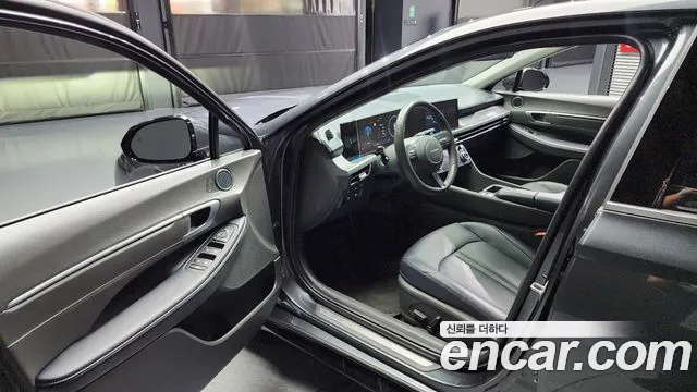 Hyundai Sonata 2023 thumb 2