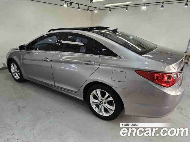 Hyundai Sonata 2009 thumb 7