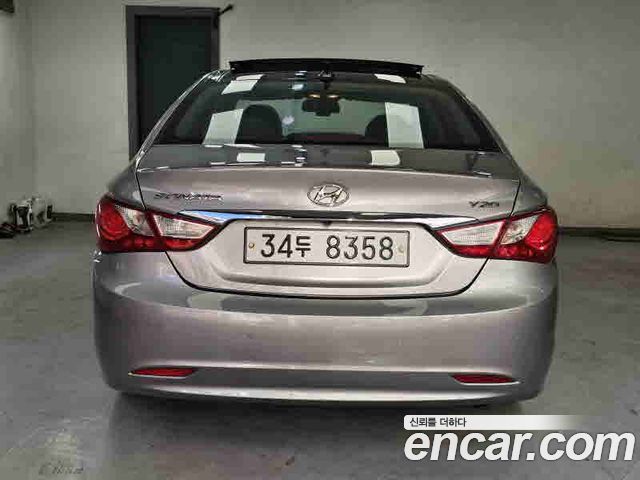 Hyundai Sonata 2009 thumb 8