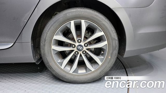 Hyundai Grandeur 2011 thumb 5
