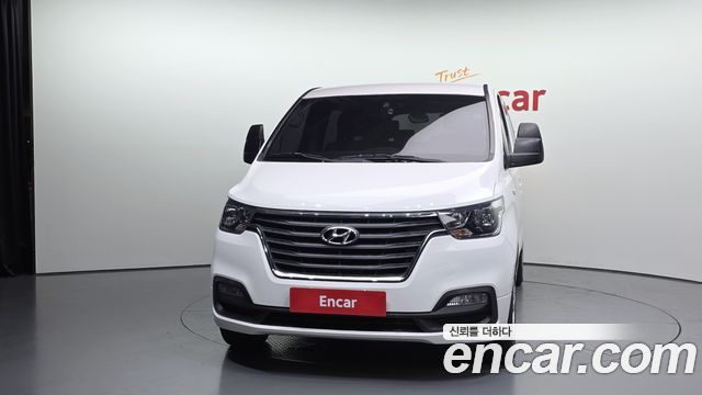 Hyundai Starex 2018 thumb 4