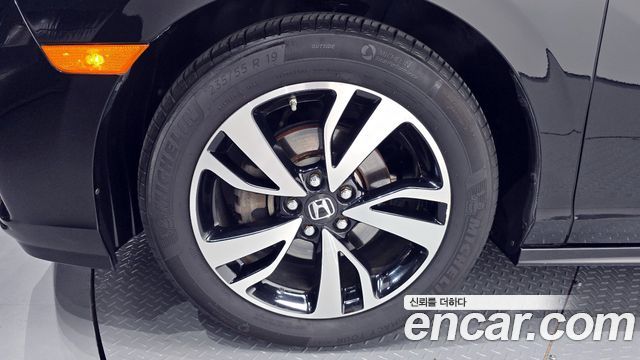 Honda Odyssey 2018 thumb 6