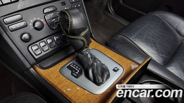 Volvo XC90 2006 thumb 9