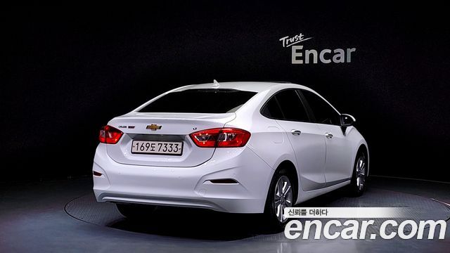 Chevrolet Cruze 2017 thumb 3