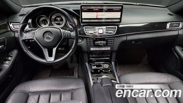 Mercedes-Benz E-Class 2013 thumb 8