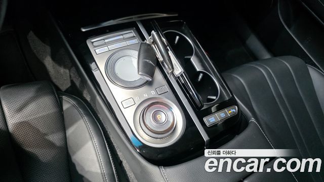 Genesis G80 2021 thumb 10