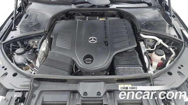 Mercedes-Benz S-Class 2022 thumb 7