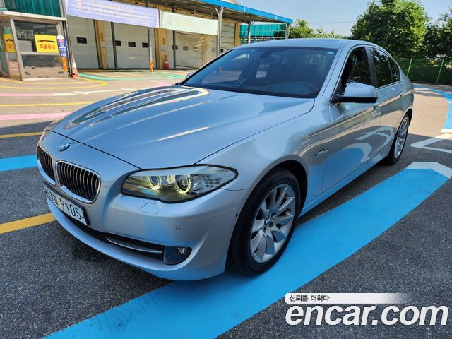 BMW 5 серии 2013 thumb 12