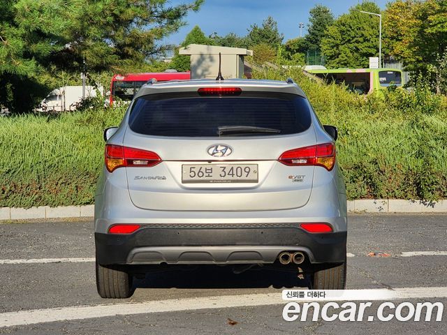 Hyundai Santa Fe 2013 thumb 3