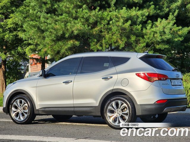 Hyundai Santa Fe 2013 thumb 6