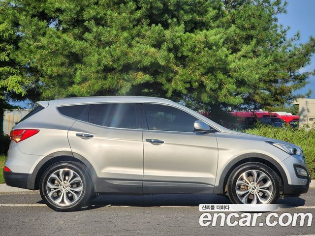 Hyundai Santa Fe 2013 thumb 8