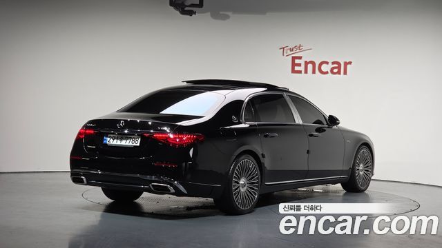 Mercedes-Benz S-Class 2022 thumb 3