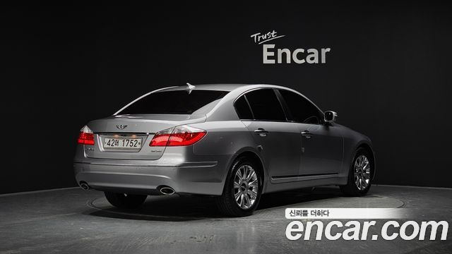 Hyundai Genesis 2009 thumb 3