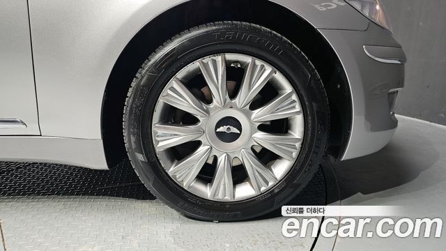 Hyundai Genesis 2009 thumb 6