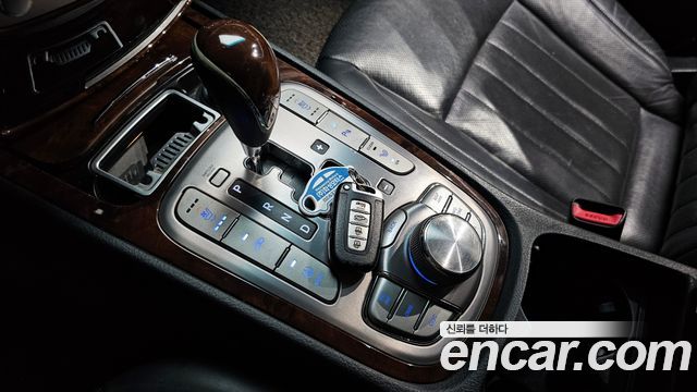 Hyundai Genesis 2009 thumb 9