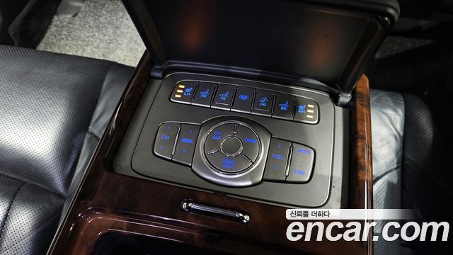 Hyundai Genesis 2009 thumb 11