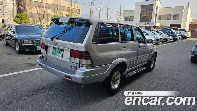 SsangYong Musso 1997 thumb 7